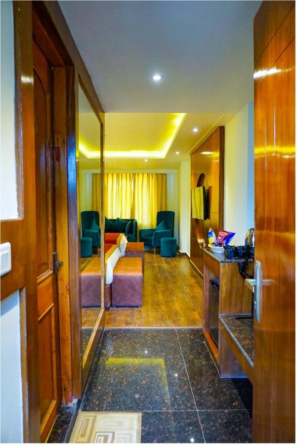Comfort Inn Snow Park - Manali エクステリア 写真